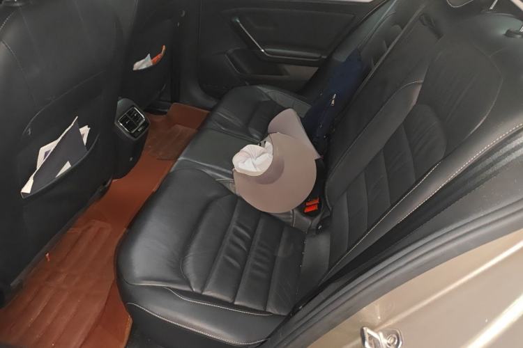Used Volkswagen Lamando 2015 280TSI DSG Comfort Edition Left Rear Seat