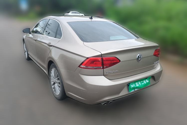 Used Volkswagen Lamando 2015 330TSI DSG Luxury Edition Rear Left 45 Deg