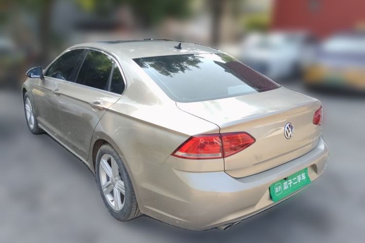 Used Volkswagen Lamando 2015 330TSI DSG Comfort Edition Rear Left 45 Deg