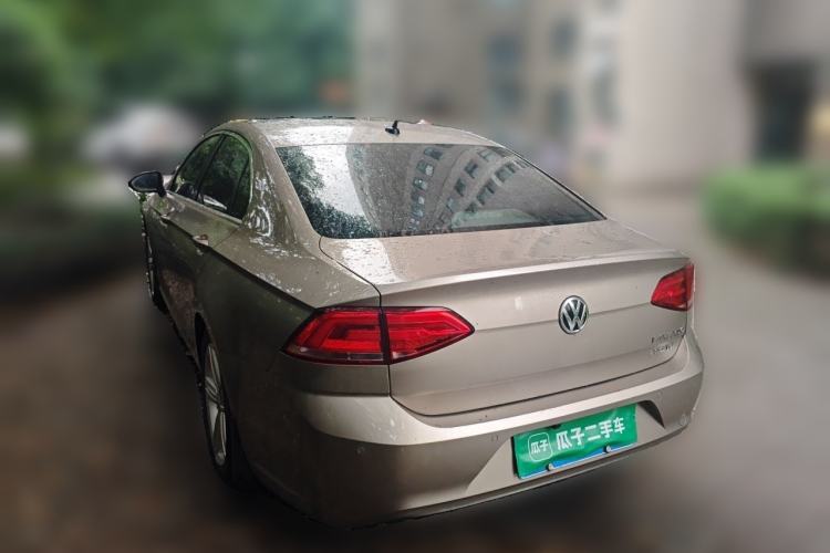 Used Volkswagen Lamando 2015 280TSI DSG Comfort Edition Rear Left 45 Deg