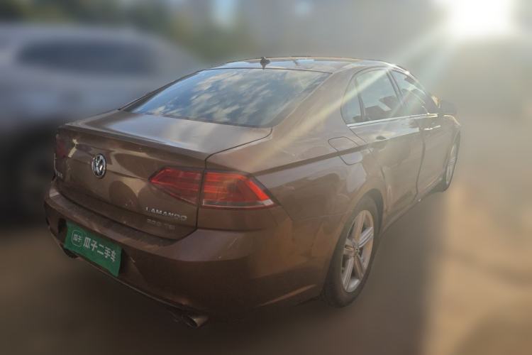 Used Volkswagen Lamando 2015 330TSI DSG Comfort Edition Rear Right 45 Deg