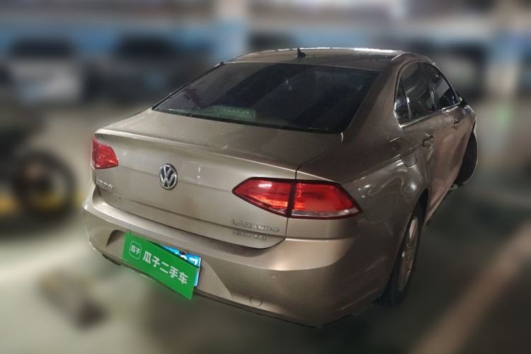 Used Volkswagen Lamando 2015 230TSI Manual Trend Edition Rear Right 45 Deg