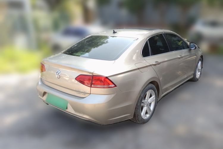 Used Volkswagen Lamando 2015 330TSI DSG Comfort Edition Rear Right 45 Deg