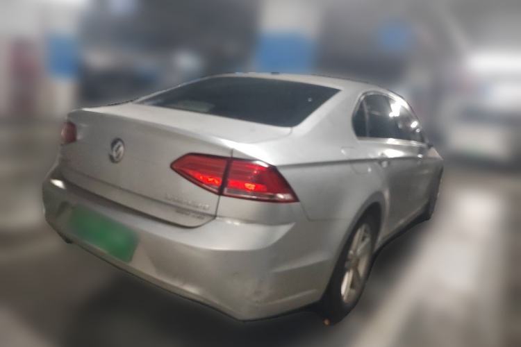 Used Volkswagen Lamando 2015 280TSI DSG Comfort Edition Rear Right 45 Deg