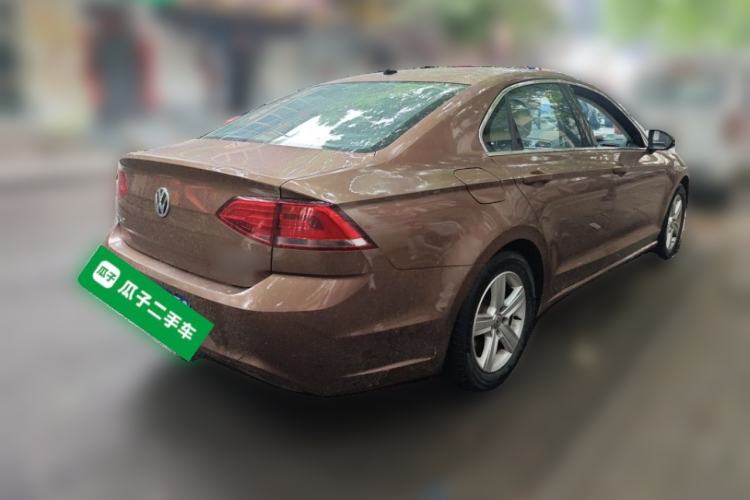 Used Volkswagen Lamando 2015 230TSI Manual Trend Edition Rear Right 45 Deg