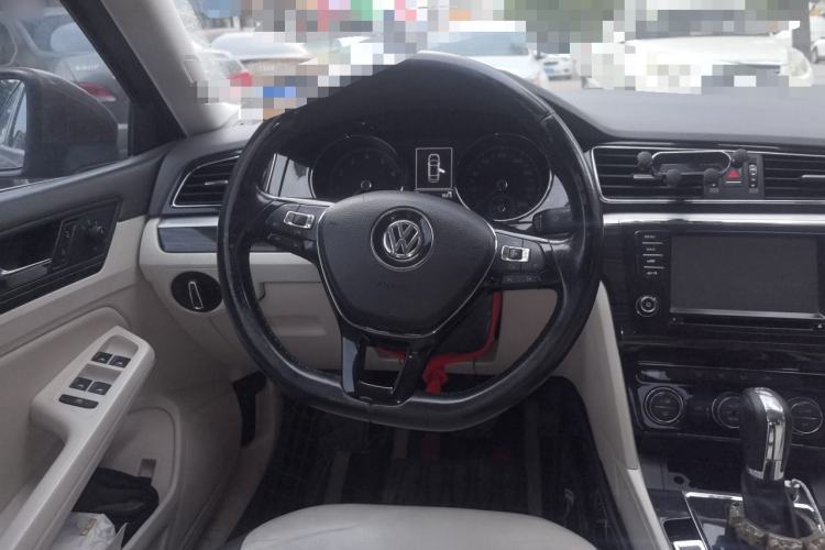 Used Volkswagen Lamando 2015 280TSI DSG Comfort Edition Steering Wheel