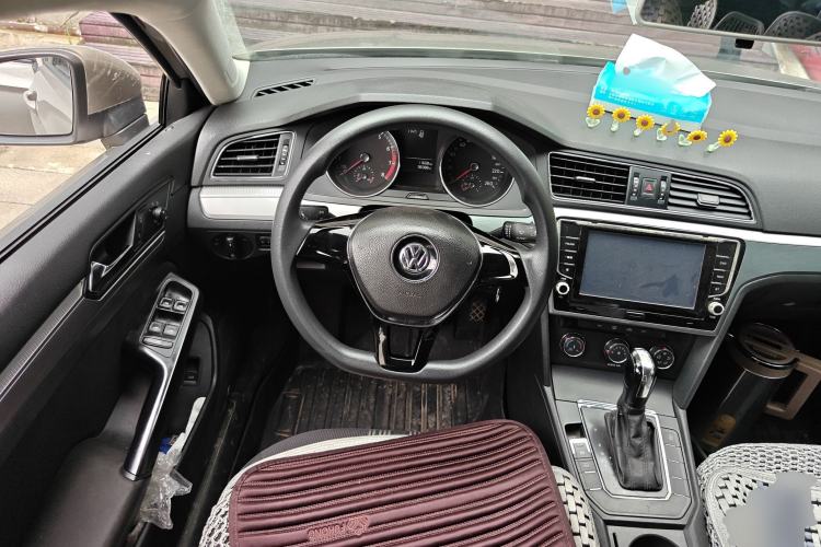Used Volkswagen Lamando 2015 230TSI DSG Fashion Edition Steering Wheel