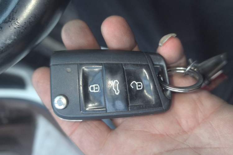 Used Volkswagen Lamando 2015 280TSI DSG Comfort Edition Vehicle Key