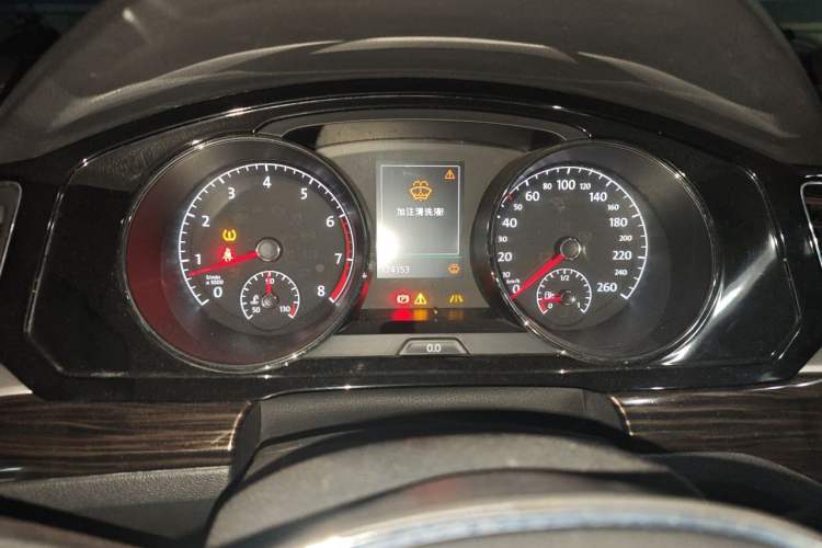 Used Volkswagen Lamando 2015 330TSI DSG Luxury Edition Instrument Cluster