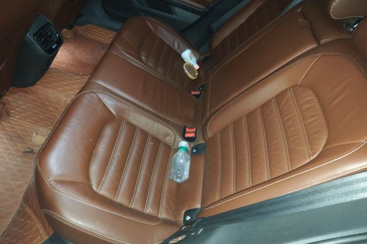 Used Volkswagen Lamando 2015 330TSI DSG Luxury Edition Left Rear Seat