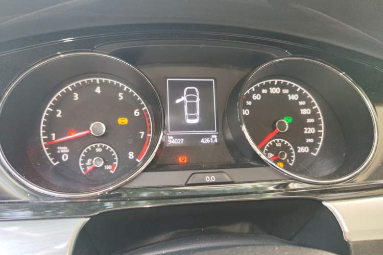 Used Volkswagen Lamando 2015 280TSI DSG Comfort Edition Instrument Cluster