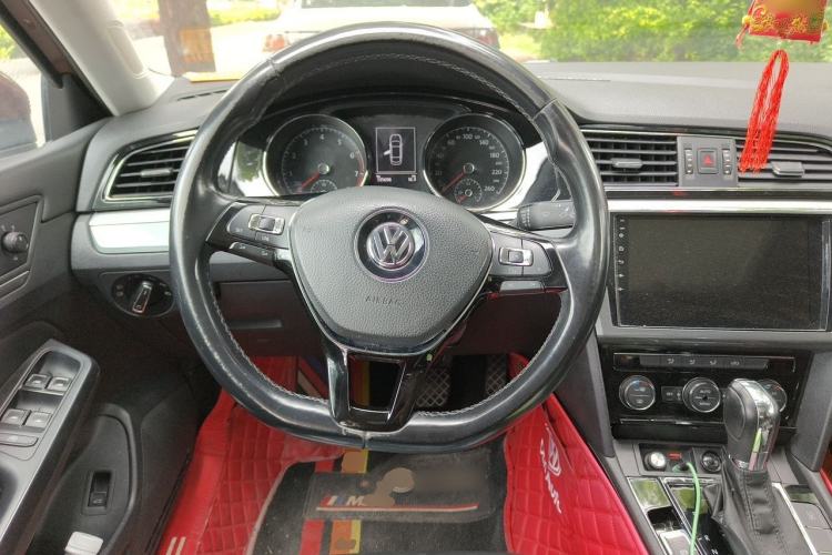 Used Volkswagen Lamando 2015 280TSI DSG Comfort Edition Steering Wheel