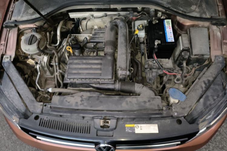 Used Volkswagen Lamando 2015 280TSI DSG Comfort Edition Engine Bay
