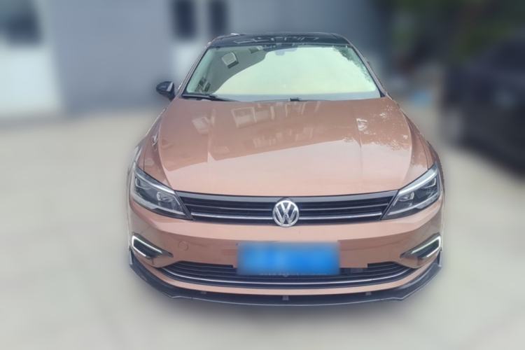 Used Volkswagen Lamando 2015 330TSI DSG Comfort Edition Front