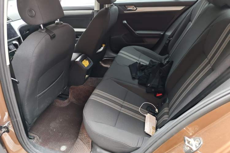 Used Volkswagen Lamando 2015 230TSI DSG Fashion Edition Left Rear Seat