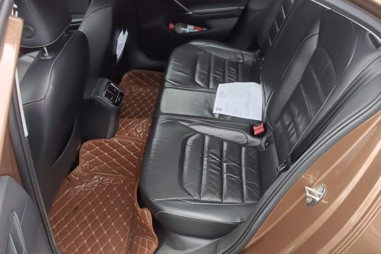 Used Volkswagen Lamando 2015 330TSI DSG Comfort Edition Left Rear Seat