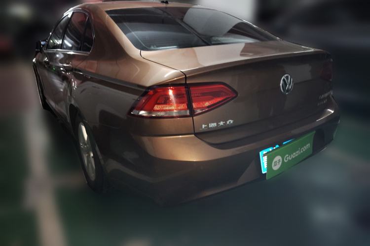 Used Volkswagen Lamando 2015 230TSI Manual Trend Edition Rear Left 45 Deg