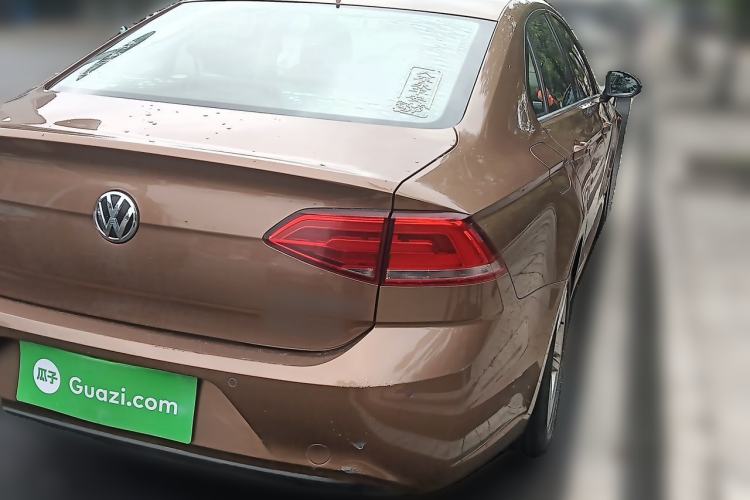 Used Volkswagen Lamando 2015 330TSI DSG Comfort Edition Rear Right 45 Deg