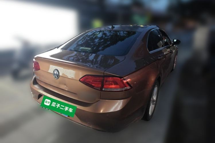 Used Volkswagen Lamando 2015 280TSI DSG Comfort Edition Rear Right 45 Deg