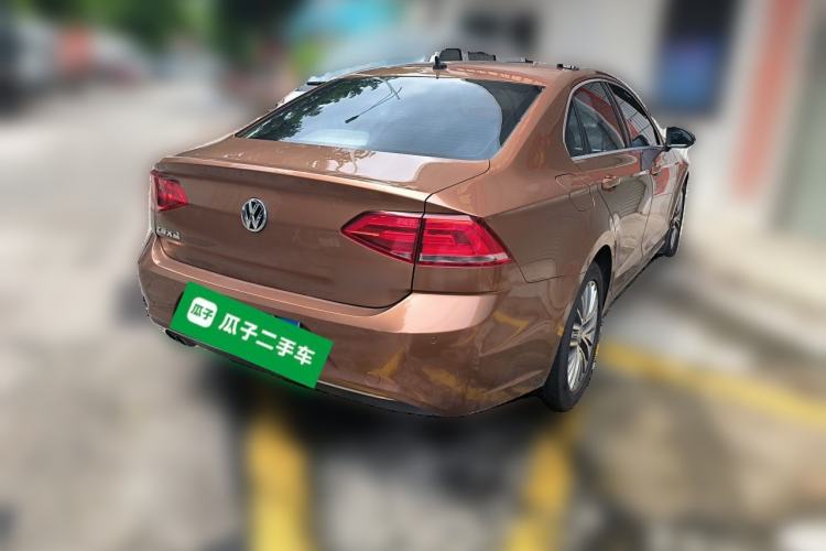 Used Volkswagen Lamando 2015 280TSI DSG Luxury Edition Rear Right 45 Deg