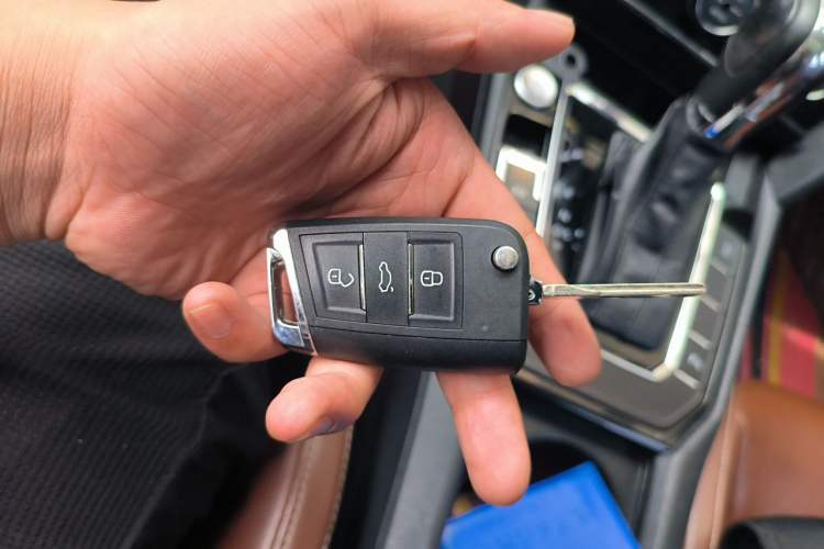 Used Volkswagen Lamando 2015 280TSI DSG Luxury Edition Vehicle Key