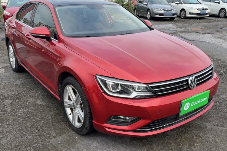 Used Volkswagen Lamando 2015 330TSI DSG Comfort Edition Exterior 1