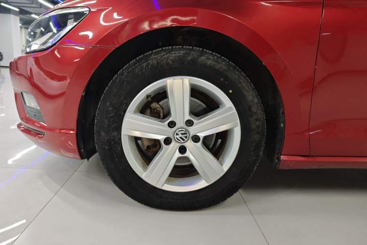 Used Volkswagen Lamando 2015 230TSI DSG Fashion Edition Exterior 4