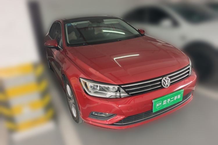 Used Volkswagen Lamando 2015 330TSI DSG Luxury Edition Front Right 45 Deg