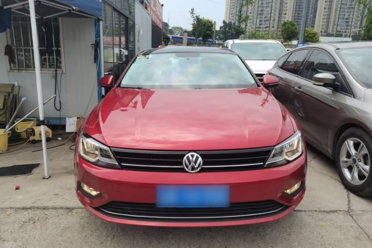 Used Volkswagen Lamando 2015 330TSI DSG Comfort Edition Front