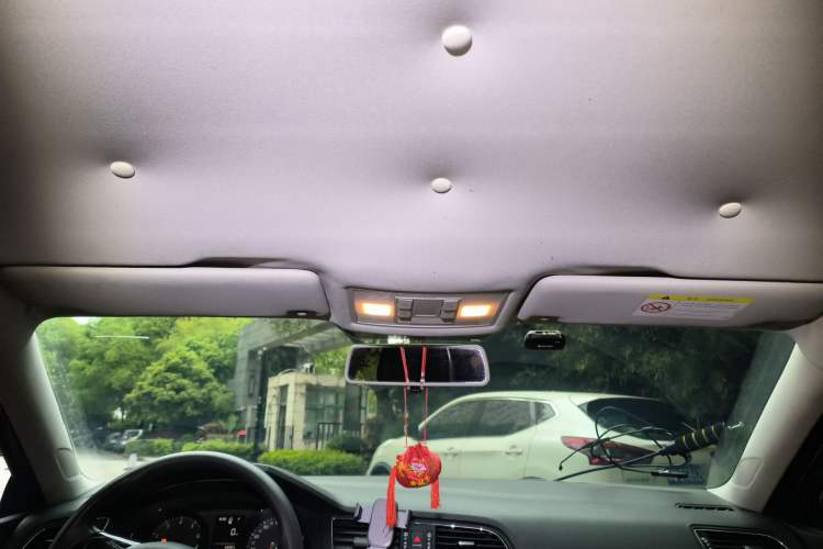 Used Volkswagen Lamando 2015 230TSI DSG Fashion Edition Headliner