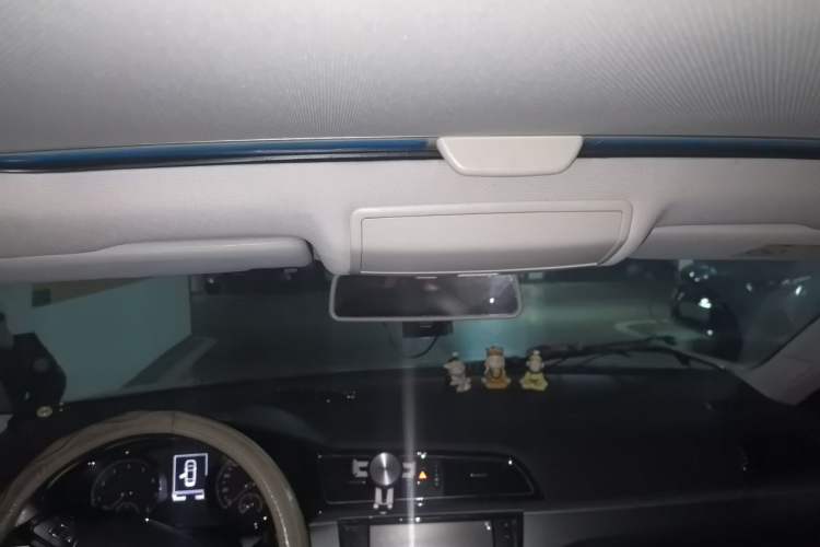Used Volkswagen Lamando 2015 280TSI DSG Comfort Edition Headliner