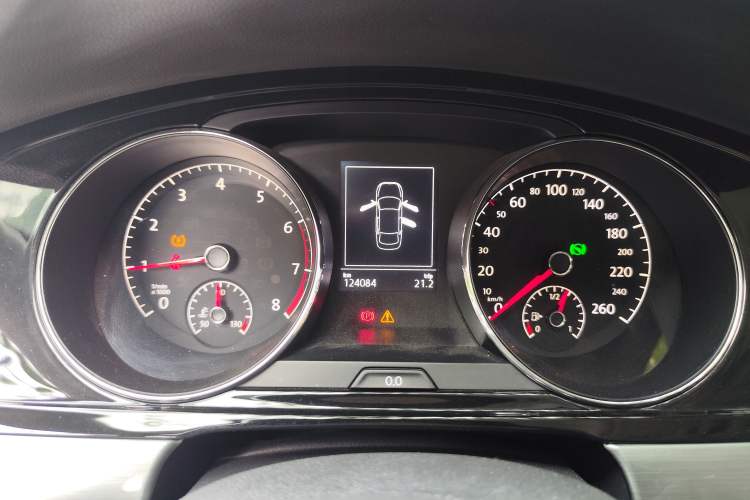 Used Volkswagen Lamando 2015 280TSI DSG Comfort Edition Instrument Cluster