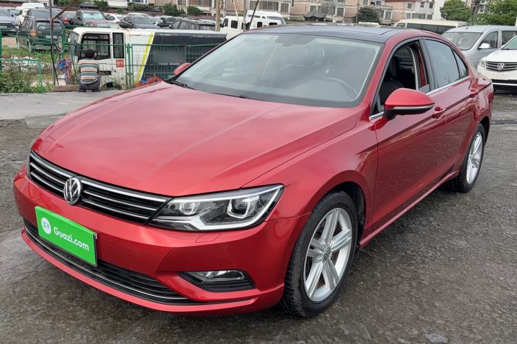 Used Volkswagen Lamando 2015 330TSI DSG Comfort Edition Guazi used car, China used car export, Used car for sale, Used  cars, Cheapest cars for sale