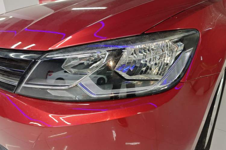 Used Volkswagen Lamando 2015 230TSI DSG Fashion Edition Left Front Headlight
