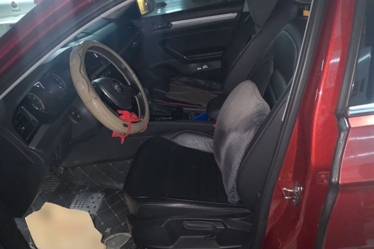 Used Volkswagen Lamando 2015 280TSI DSG Comfort Edition Left Front Seat