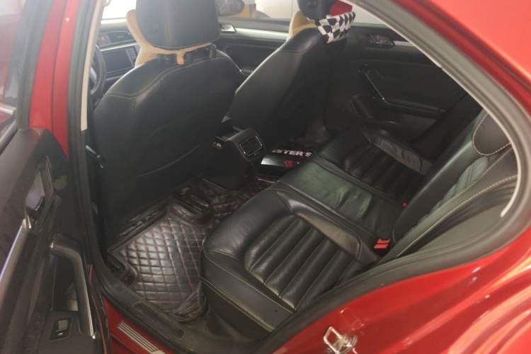 Used Volkswagen Lamando 2015 330TSI DSG Luxury Edition Left Rear Seat