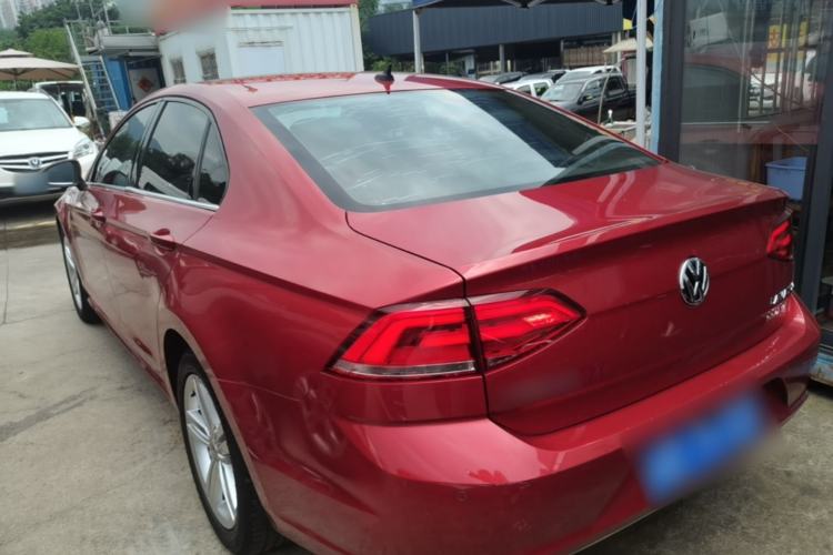 Used Volkswagen Lamando 2015 330TSI DSG Comfort Edition Rear Left 45 Deg