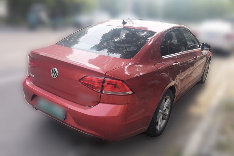 Used Volkswagen Lamando 2015 330TSI DSG Comfort Edition Rear Right 45 Deg