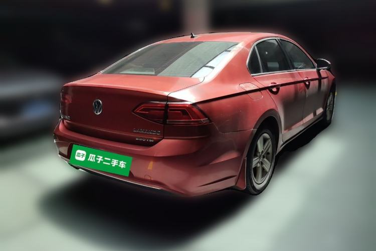 Used Volkswagen Lamando 2015 230TSI DSG Fashion Edition Rear Right 45 Deg