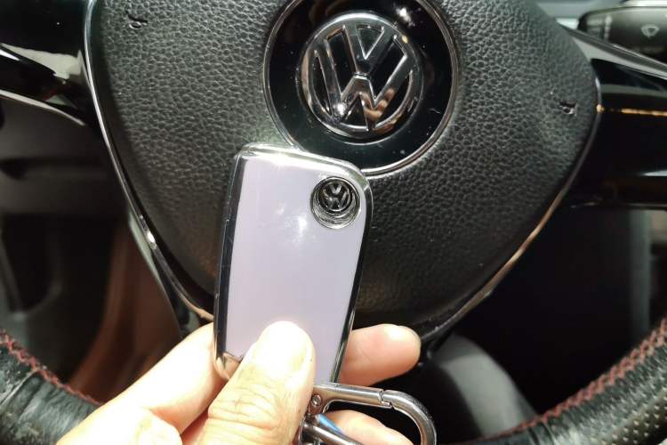 Used Volkswagen Lamando 2015 230TSI DSG Fashion Edition Vehicle Key