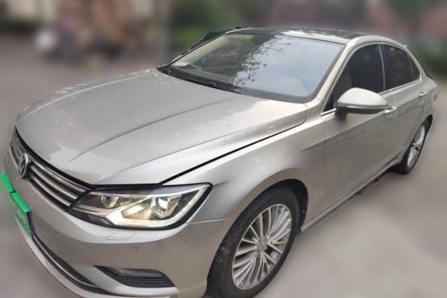 Used Volkswagen Lamando 2015 330TSI DSG Luxury Edition
