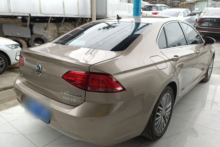 Used Volkswagen Lamando 2015 280TSI DSG Luxury Edition Exterior 5