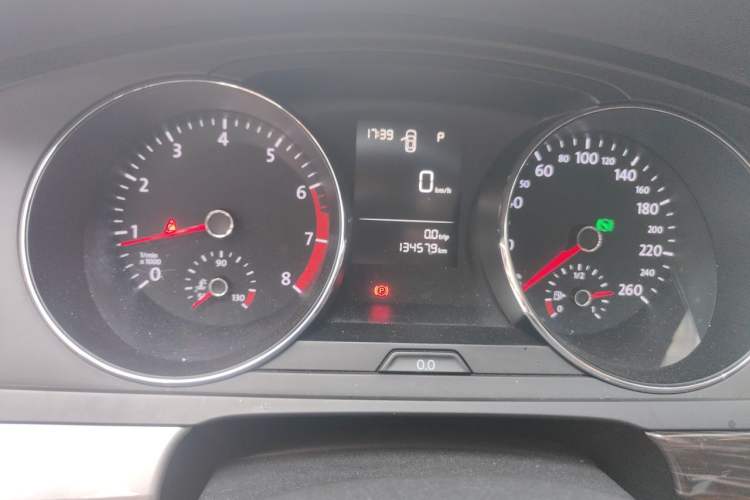 Used Volkswagen Lamando 2015 230TSI DSG Fashion Edition Instrument Cluster