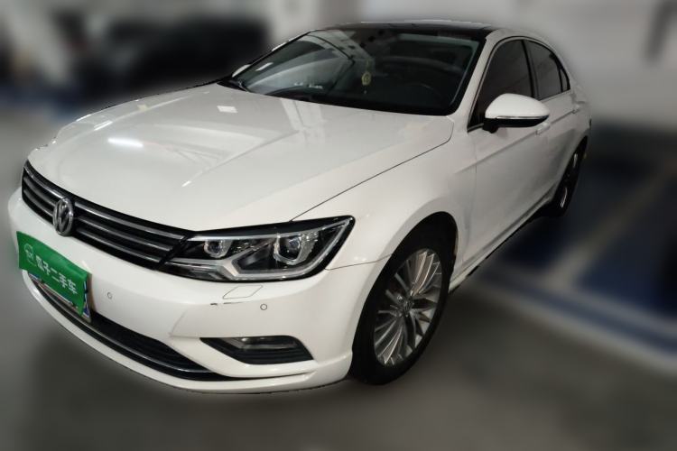 Used Volkswagen Lamando 2015 280TSI DSG Luxury Edition Guazi used car, China used car export, Used car for sale, Used cars, Cheapest cars for sale