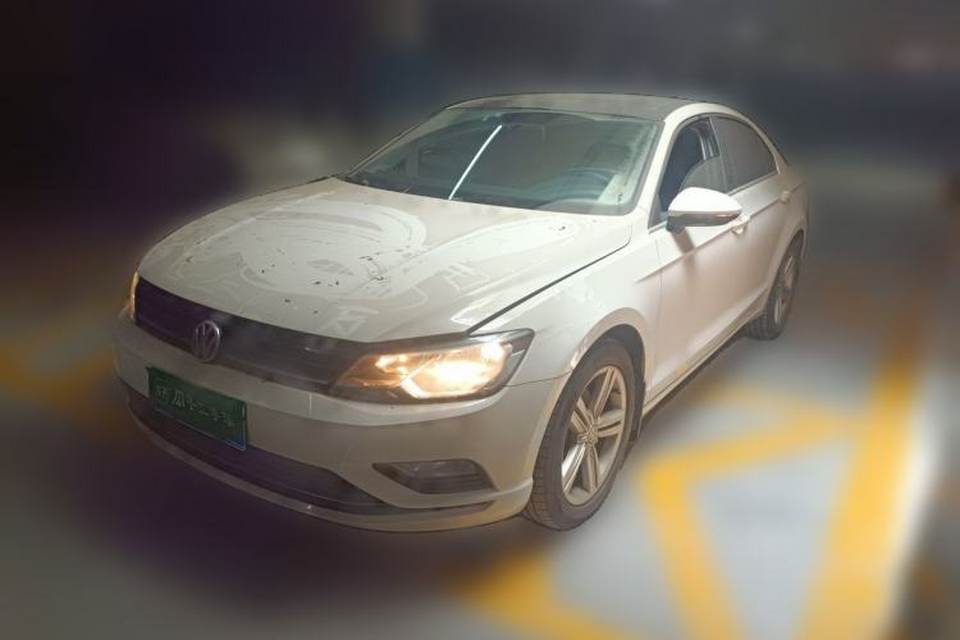 Volkswagen Lamando 2015
