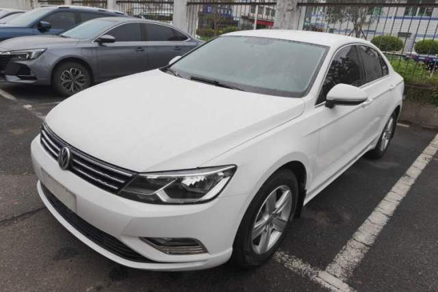 Used Volkswagen Lamando 2015 230TSI DSG Fashion Edition