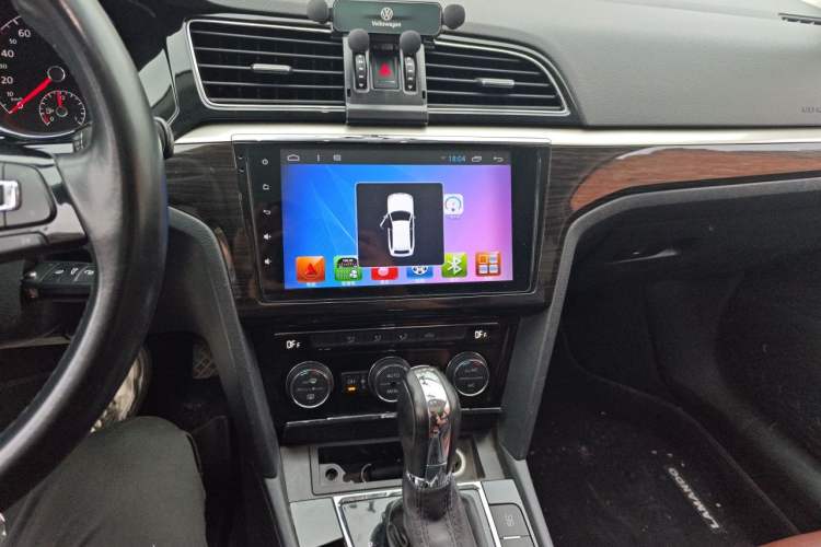 Used Volkswagen Lamando 2015 330TSI DSG Comfort Edition Audio And AC Panel