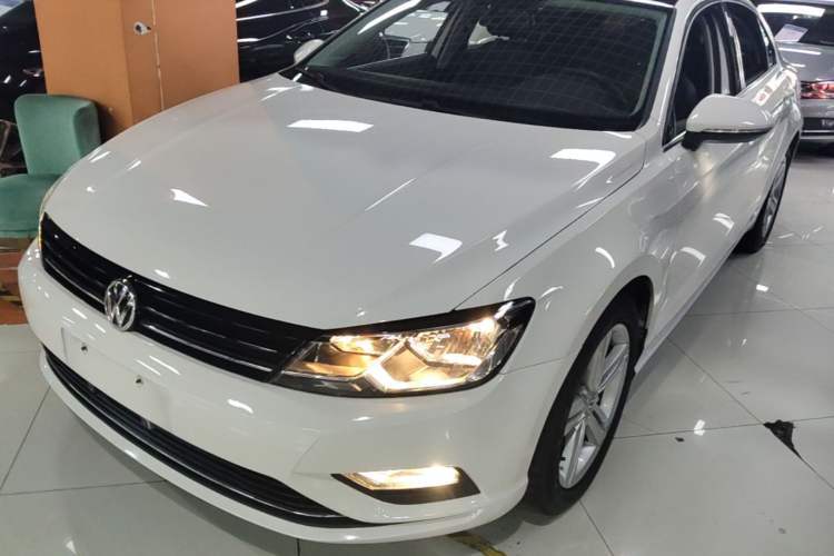 Used Volkswagen Lamando 2015 330TSI DSG Comfort Edition Guazi used car, China used car export, Used car for sale, Used Volkswagen cars, Cheapest cars for sale
