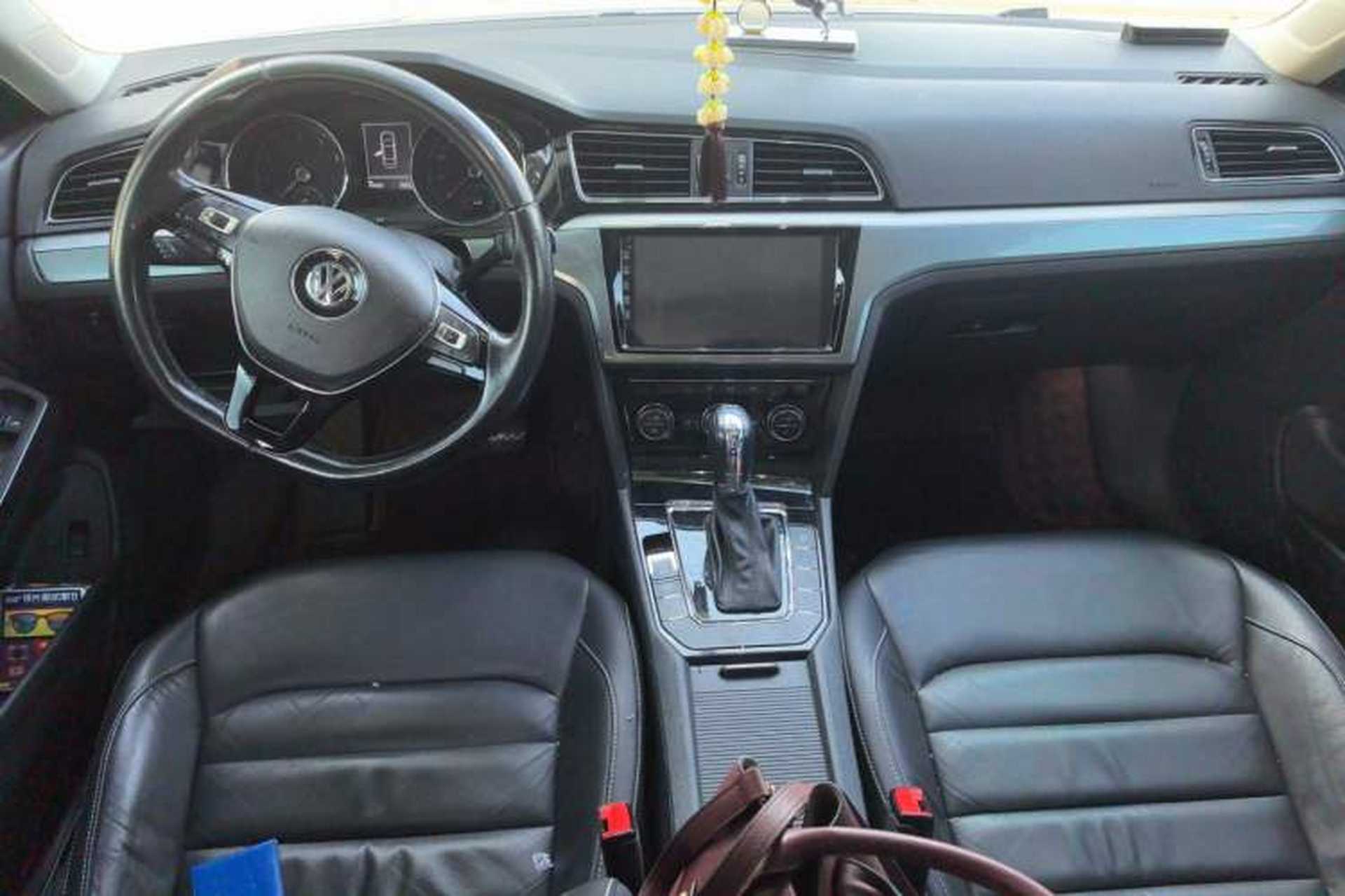 Used Volkswagen Lamando 2015 280TSI DSG Comfort Edition Center Console