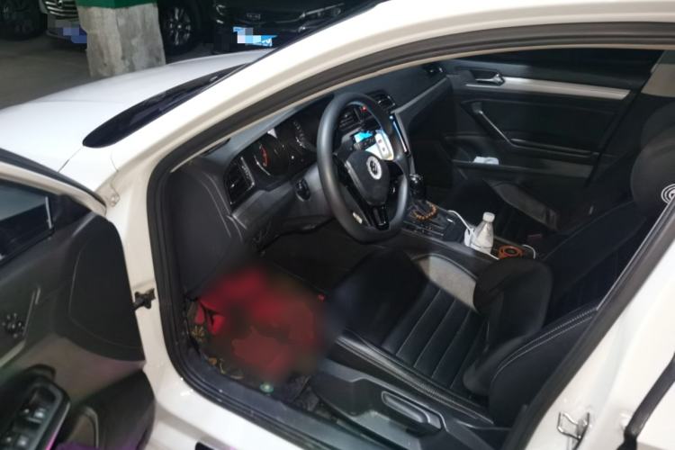 Used Volkswagen Lamando 2015 230TSI DSG Fashion Edition Driver Seat
